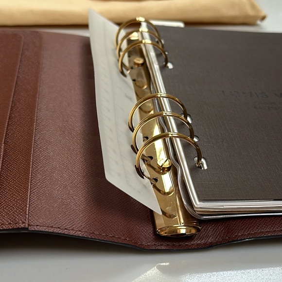 Louis Vuitton Large Agenda Ring Cover - Picture 5 of 16